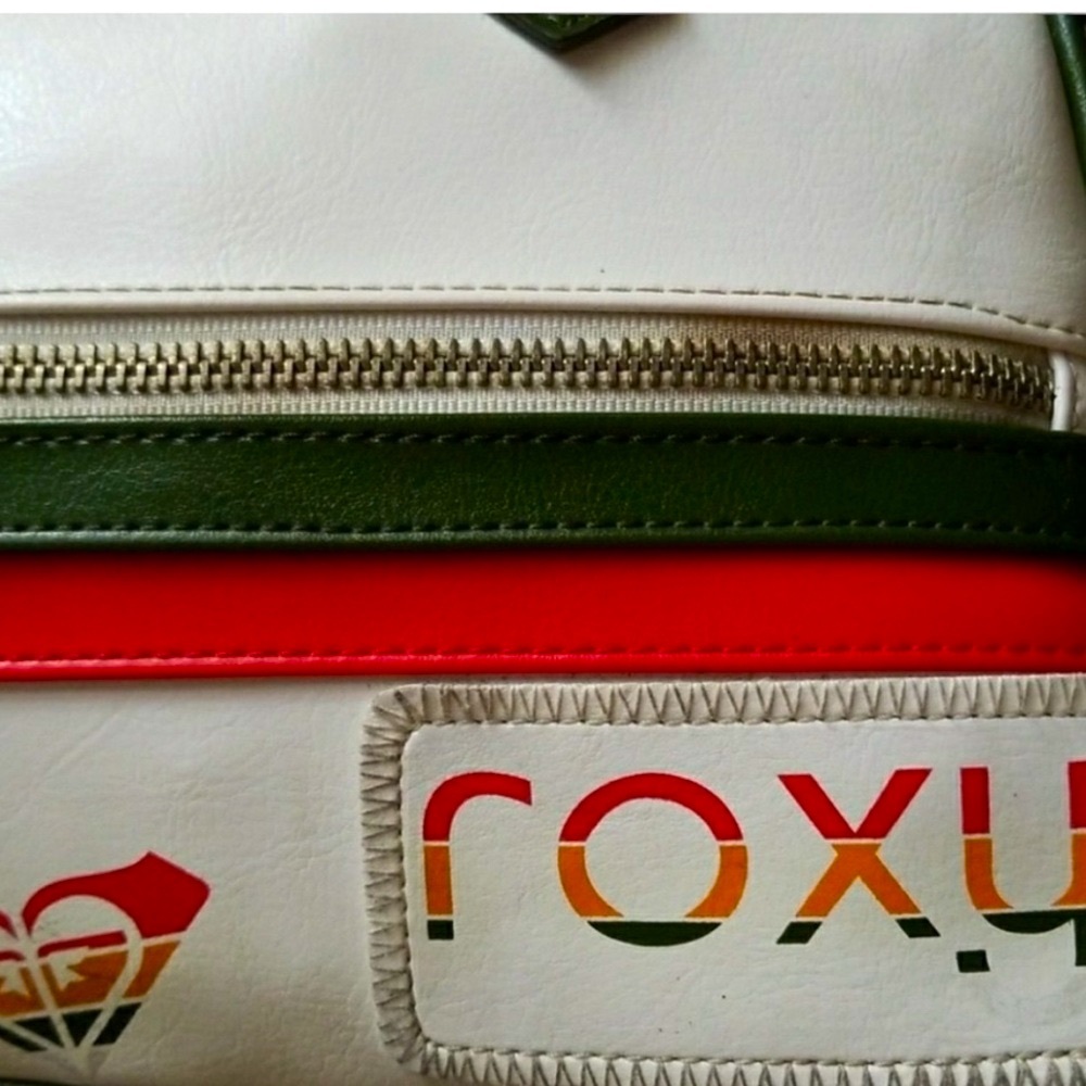 Vintage Roxy Bowler Bag style mini purse in retro stripe - Picture 6 of 15